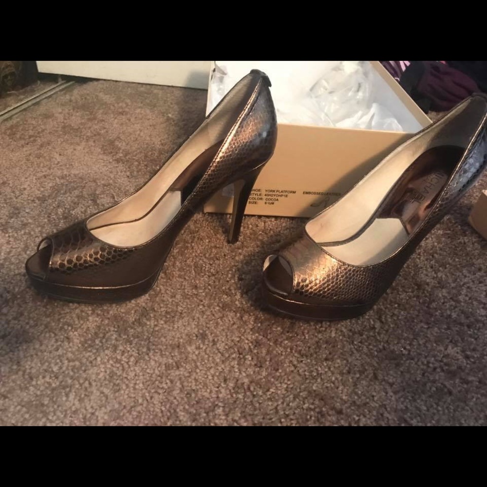 Michael kors heels
